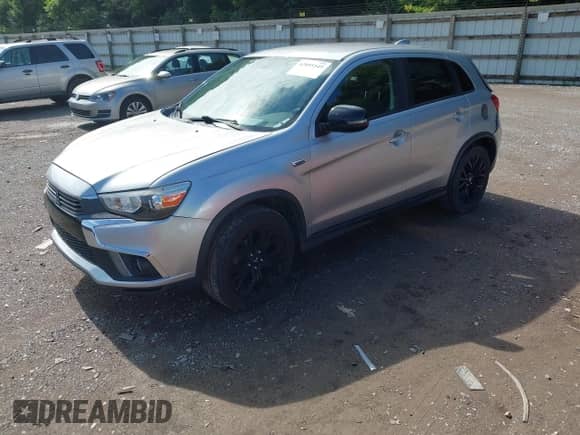 2019 Mitsubishi Outlander ES z VIN JA4AP3AU6KU023968, wystawiony jako IAAI lot #42895549 z przebiegiem 114 177 mil mil oraz . Historia ofert i sprzedaży dostępna na DreamBid. Obrazek 17.