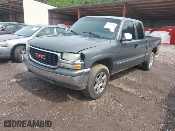 ✅ 2001 GMC Sierra 1500 SLE • VIN: 2GTEK19T011138937 • Лот: 42351471. Опубликован ранее на IAAI с пробегом 296 436 миль. Бесплатный доступ к архиву аукционных продаж из США и подробный отчёт об истории автомобиля на DreamBid. Изображение 2.