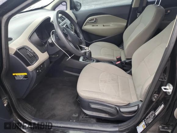 ✅ 2017 Kia Rio LX • VIN: KNADM4A31H6061305 • Lot: 89902245. Listed on Copart with 205,437 mi. Free auction sales archive from the USA and detailed vehicle history report at DreamBid. Image 7.