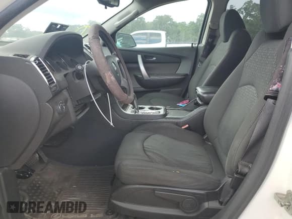 ✅ 2010 GMC Acadia SL • VIN: 1GKLRKED3AJ163879 • Lot: 60937735. Listed on Copart with 166,166 mi. Free auction sales archive from the USA and detailed vehicle history report at DreamBid. Image 7.