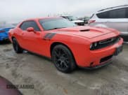 ✅ 2016 Dodge Challenger R/T • VIN: 2C3CDZBT6GH172153 • Lot: 45146303. Wystawiony na Copart z przebiegiem 95 855 mil. Bezpłatny archiwum sprzedaży aukcyjnych z USA i szczegółowy raport historii pojazdu na DreamBid. Zdjęcie 4.