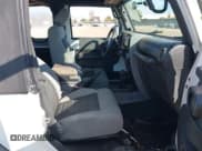 ✅ 2010 Jeep Wrangler Sport • VIN: 1J4AA2D13AL155099 • Лот: 43711707. Опубликован ранее на IAAI с пробегом 121 830 миль. Бесплатный доступ к архиву аукционных продаж из США и подробный отчёт об истории автомобиля на DreamBid. Изображение 5.