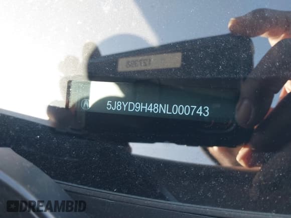 ✅ 2022 Acura MDX Technology • VIN: 5J8YD9H48NL000743 • Lot: 41817644. Listed on IAAI with 69,800 mi. Free auction sales archive from the USA and detailed vehicle history report at DreamBid. Image 9.