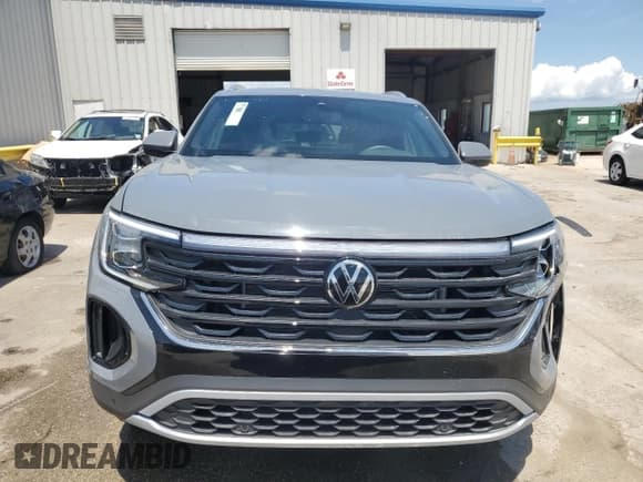✅ 2025 Volkswagen Atlas SE • VIN: 1V2KE2CA4SC203130 • Лот: 54195835. Опубликован ранее на Copart с пробегом 20 миль. Бесплатный доступ к архиву аукционных продаж из США и подробный отчёт об истории автомобиля на DreamBid. Изображение 5.