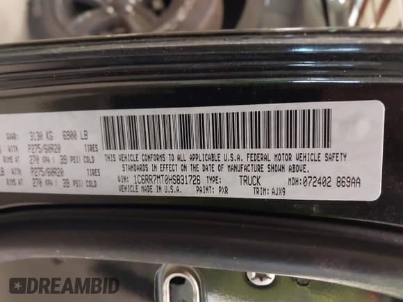 2017 Ram 1500 Night z VIN 1C6RR7MT0HS831726, wystawiony jako IAAI lot #41642459 z przebiegiem 90 423 mil mil oraz . Historia ofert i sprzedaży dostępna na DreamBid. Obrazek 9.