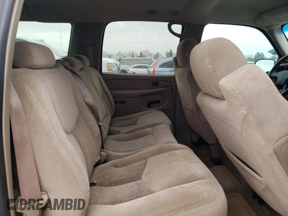 ✅ 2005 Chevrolet Suburban LS • VIN: 3GNEC16Z55G259666 • Лот: 49884865. Опубликован ранее на Copart с пробегом 229 651 миль. Бесплатный доступ к архиву аукционных продаж из США и подробный отчёт об истории автомобиля на DreamBid. Изображение 11.