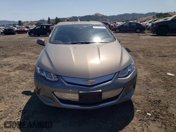 ✅ 2017 Chevrolet Volt LT • VIN: 1G1RC6S58HU217626 • Lot: 64412444. Wystawiony na Copart z przebiegiem 74 126 mil. Bezpłatny archiwum sprzedaży aukcyjnych z USA i szczegółowy raport historii pojazdu na DreamBid. Zdjęcie 5.