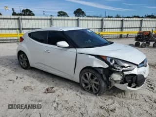 ✅ 2017 Hyundai Veloster Value Edition • VIN: KMHTC6AD1HU312577 • Lot: 42742185. Wystawiony na Copart z przebiegiem 54 370 mil. Bezpłatny archiwum sprzedaży aukcyjnych z USA i szczegółowy raport historii pojazdu na DreamBid. Zdjęcie 4.