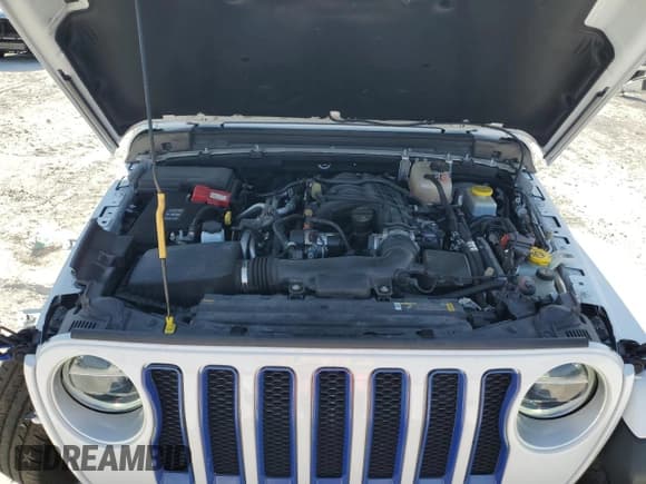 ✅ 2022 Jeep Wrangler Unlimited Sahara Altitude • VIN: 1C4HJXEG1NW254593 • Lot: 64974425. Listed on Copart with 50,215 mi. Free auction sales archive from the USA and detailed vehicle history report at DreamBid. Image 11.