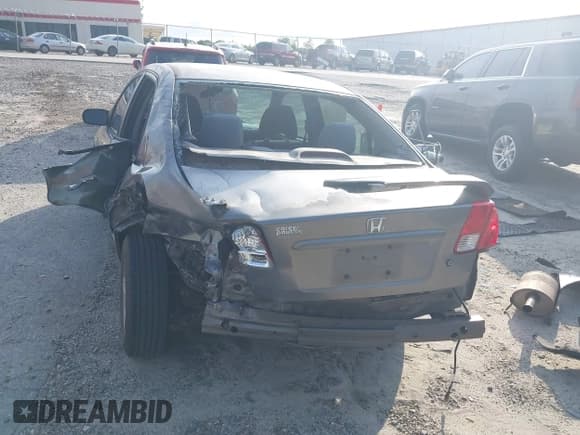 ✅ 2005 Honda Civic EX SSRS • VIN: 2HGES26875H549949 • Лот: 42127207. Опубликован ранее на IAAI с пробегом 276 638 миль. Бесплатный доступ к архиву аукционных продаж из США и подробный отчёт об истории автомобиля на DreamBid. Изображение 6.