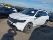 ✅ 2023 Kia Sorento SX • VIN: 5XYRKDLF5PG251125 • Лот: 43432373. Опубликован ранее на IAAI с пробегом 26 913 миль. Бесплатный доступ к архиву аукционных продаж из США и подробный отчёт об истории автомобиля на DreamBid. Изображение 17.