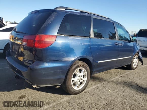 ✅ 2005 Toyota Sienna XLE Limited • VIN: 5TDBA22C65S050771 • Lot: 87028715. Wystawiony na Copart z przebiegiem 207 980 mil. Bezpłatny archiwum sprzedaży aukcyjnych z USA i szczegółowy raport historii pojazdu na DreamBid. Zdjęcie 3.