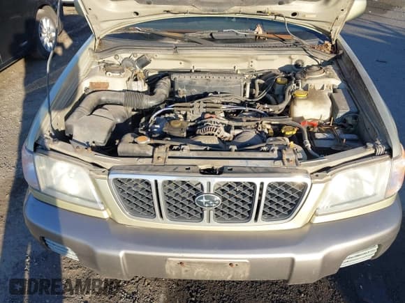 ✅ 2002 Subaru Forester S • VIN: JF1SF65542H707224 • Lot: 43827799. Listed on IAAI with 325,069 mi. Free auction sales archive from the USA and detailed vehicle history report at DreamBid. Image 6.