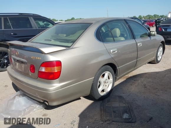✅ 1998 Lexus GS 300 • VIN: JT8BD68S4W0033869 • Lot: 41997162. Listed on IAAI with 187,125 mi. Free auction sales archive from the USA and detailed vehicle history report at DreamBid. Image 4.