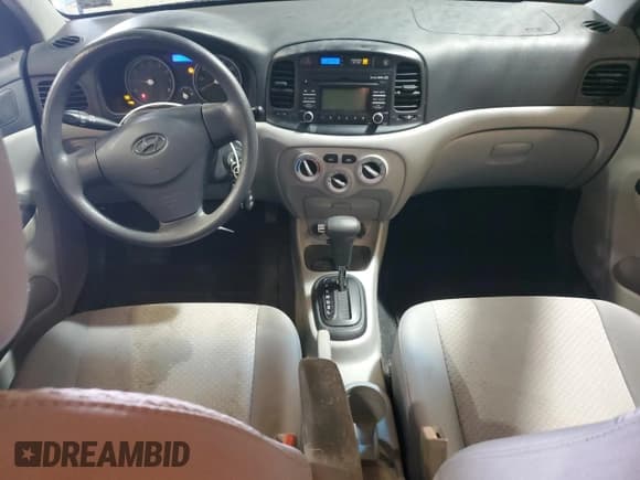 ✅ 2011 Hyundai Accent GS • VIN: KMHCM3AC1BU198963 • Лот: 50069605. Опубликован ранее на Copart с пробегом 171 531 миль. Бесплатный доступ к архиву аукционных продаж из США и подробный отчёт об истории автомобиля на DreamBid. Изображение 8.