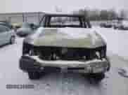 2004 Chevrolet Silverado 1500 с VIN 1GCEK19TX4Z350935, выставлен на аукционе Copart как лот 87701865 с пробегом Не указан миль и Чистый • Clean title. История ставок и продаж доступна на DreamBid. Изображение 5.