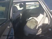 ✅ 2018 Hyundai Santa Fe 2.4L • VIN: 5NMZUDLB6JH105384 • Лот: 43462768. Опубликован ранее на IAAI с пробегом 121 156 миль. Бесплатный доступ к архиву аукционных продаж из США и подробный отчёт об истории автомобиля на DreamBid. Изображение 8.