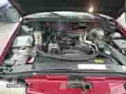 2001 Chevrolet Blazer LT z VIN 1GNDT13W012153280, wystawiony jako Copart lot #85602694 z przebiegiem 119 810 mil mil oraz Szkoda całkowita • Salvage title. Historia ofert i sprzedaży dostępna na DreamBid. Obrazek 13.