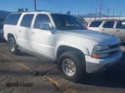 ✅ 2001 Chevrolet Suburban LT • VIN: 3GNGK26G11G203265 • Лот: 43662368. Опубликован ранее на IAAI с пробегом 223 457 миль. Бесплатный доступ к архиву аукционных продаж из США и подробный отчёт об истории автомобиля на DreamBid. Изображение 1.