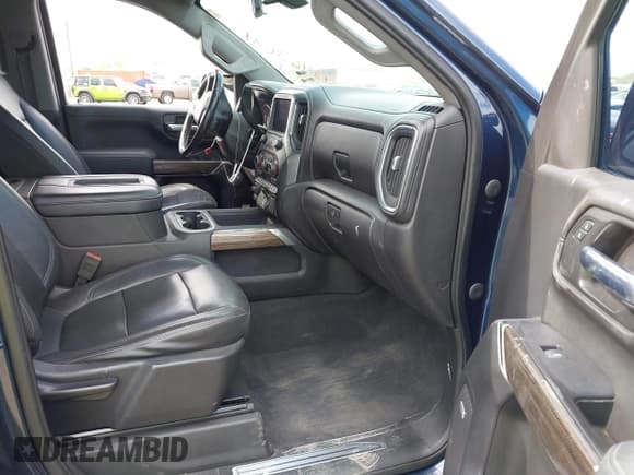 ✅ 2020 Chevrolet Silverado 1500 RST • VIN: 3GCUYEED0LG258618 • Lot: 43463681. Listed on IAAI with 137,129 mi. Free auction sales archive from the USA and detailed vehicle history report at DreamBid. Image 5.