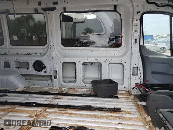 ✅ 2019 Ford Transit Passenger XL • VIN: 1FBAX2CMXKKA60955 • Lot: 72067395. Listed on Copart with Not provided. Free auction sales archive from the USA and detailed vehicle history report at DreamBid. Image 11.