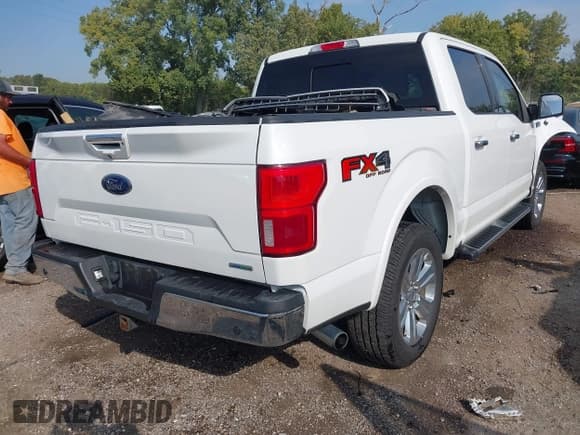 ✅ 2020 Ford F-150 XL • VIN: 1FTEW1E42LFB98121 • Lot: 43179467. Wystawiony na IAAI z przebiegiem 68 210 mil. Bezpłatny archiwum sprzedaży aukcyjnych z USA i szczegółowy raport historii pojazdu na DreamBid. Zdjęcie 4.