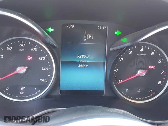 ✅ 2020 Mercedes-Benz C 300 • VIN: WDDWF8DB9LR537488 • Lot: 43618189. Wystawiony na IAAI z przebiegiem 38 469 mil. Bezpłatny archiwum sprzedaży aukcyjnych z USA i szczegółowy raport historii pojazdu na DreamBid. Zdjęcie 7.