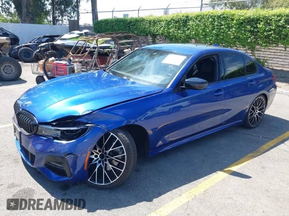 2022 BMW 3 Series 330i z VIN 3MW5R1J00N8C34004, wystawiony jako IAAI lot #43299674 z przebiegiem 48 480 mil mil oraz . Historia ofert i sprzedaży dostępna na DreamBid. Obrazek 17.