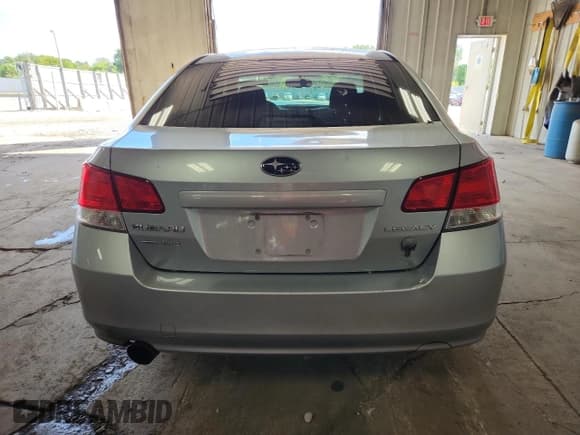 ✅ 2013 Subaru Legacy Special Sports • VIN: 4S3BMCG64D3026727 • Lot: 70042385. Listed on Copart with 199,822 mi. Free auction sales archive from the USA and detailed vehicle history report at DreamBid. Image 6.