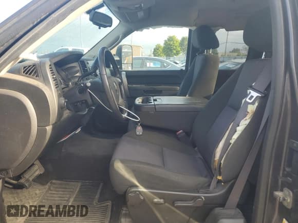 ✅ 2011 Chevrolet Silverado 1500 LT • VIN: 1GCRKSE31BZ233383 • Lot: 72704614. Listed on Copart with 109,166 mi. Free auction sales archive from the USA and detailed vehicle history report at DreamBid. Image 7.