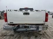 ✅ 2008 Chevrolet Silverado 2500HD Work Truck • VIN: 1GCHK29K18E116738 • Лот: 72018075. Опубликован ранее на Copart с пробегом 185 031 миль. Бесплатный доступ к архиву аукционных продаж из США и подробный отчёт об истории автомобиля на DreamBid. Изображение 6.