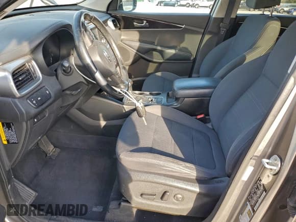 ✅ 2017 Kia Sorento LX • VIN: 5XYPG4A35HG260572 • Лот: 95097815. Опубликован ранее на Copart с пробегом 114 790 миль. Бесплатный доступ к архиву аукционных продаж из США и подробный отчёт об истории автомобиля на DreamBid. Изображение 7.