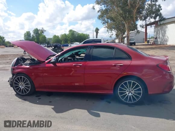 ✅ 2021 Mercedes-Benz C 300 • VIN: W1KWF8DB3MR619069 • Lot: 43441431. Listed on IAAI with 74,150 mi. Free auction sales archive from the USA and detailed vehicle history report at DreamBid. Image 14.