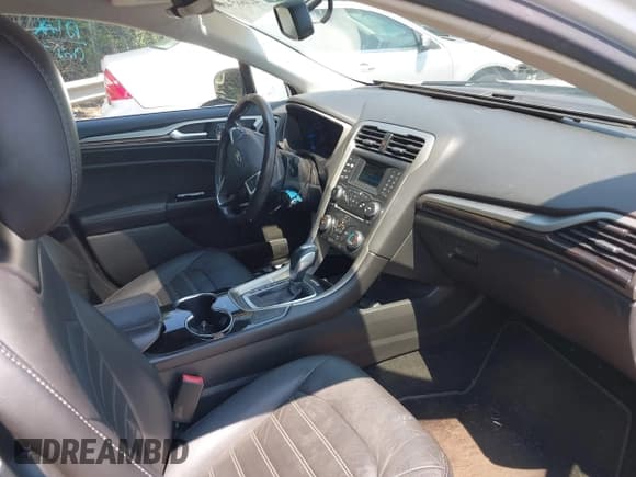 ✅ 2014 Ford Fusion SE • VIN: 3FA6P0H90ER276734 • Lot: 42663489. Listed on IAAI with 141,007 mi. Free auction sales archive from the USA and detailed vehicle history report at DreamBid. Image 5.