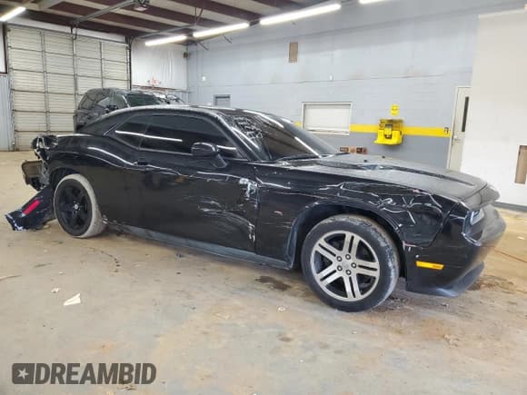 ✅ 2009 Dodge Challenger SE • VIN: 2B3LJ44V19H630305 • Lot: 85427874. Wystawiony na Copart z przebiegiem 203 512 mil. Bezpłatny archiwum sprzedaży aukcyjnych z USA i szczegółowy raport historii pojazdu na DreamBid. Zdjęcie 4.