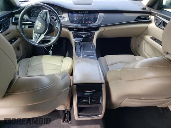 ✅ 2017 Cadillac CT6 AWD • VIN: 1G6KB5RS9HU153620 • Lot: 71483305. Wystawiony na Copart z przebiegiem 151 243 mil. Bezpłatny archiwum sprzedaży aukcyjnych z USA i szczegółowy raport historii pojazdu na DreamBid. Zdjęcie 8.