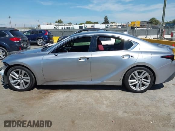 ✅ 2021 Lexus IS 300 • VIN: JTHCA1D26M5117603 • Lot: 42858993. Listed on IAAI with 40,761 mi. Free auction sales archive from the USA and detailed vehicle history report at DreamBid. Image 15.