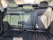 ✅ 2017 Audi Q5 Premium • VIN: WA1C2AFP3HA091038 • Lot: 90471585. Wystawiony na Copart z przebiegiem 123 689 mil. Bezpłatny archiwum sprzedaży aukcyjnych z USA i szczegółowy raport historii pojazdu na DreamBid. Zdjęcie 10.