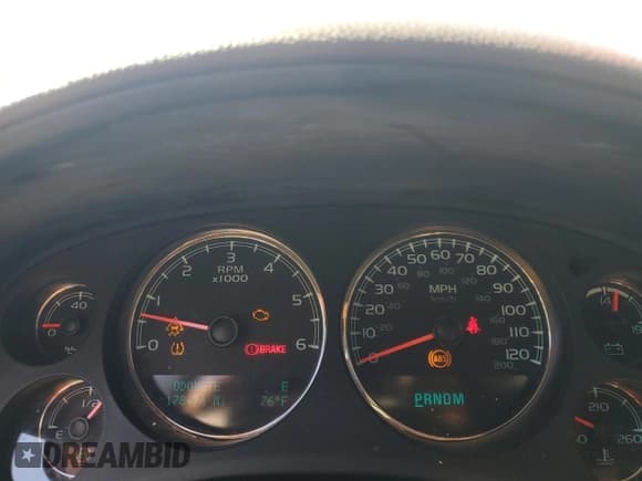 ✅ 2011 GMC Yukon Denali • VIN: 1GKS2EEFXBR172634 • Lot: 84973155. Listed on Copart with 178,474 mi. Free auction sales archive from the USA and detailed vehicle history report at DreamBid. Image 9.