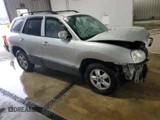 2005 Hyundai Santa Fe GLS z VIN KM8SC73DX5U996555, wystawiony jako Copart lot #44450225 z przebiegiem 172 506 mil mil oraz Szkoda całkowita • Salvage title. Historia ofert i sprzedaży dostępna na DreamBid. Obrazek 4.