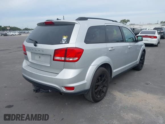 ✅ 2014 Dodge Journey SXT • VIN: 3C4PDCBB3ET308180 • Lot: 43642037. Wystawiony na IAAI z przebiegiem 177 912 mil. Bezpłatny archiwum sprzedaży aukcyjnych z USA i szczegółowy raport historii pojazdu na DreamBid. Zdjęcie 4.