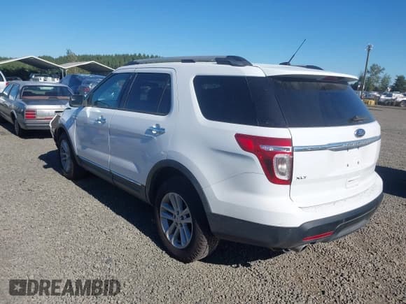 ✅ 2013 Ford Explorer XLT • VIN: 1FM5K8D81DGC46062 • Lot: 43333580. Wystawiony na IAAI z przebiegiem 132 401 mil. Bezpłatny archiwum sprzedaży aukcyjnych z USA i szczegółowy raport historii pojazdu na DreamBid. Zdjęcie 3.