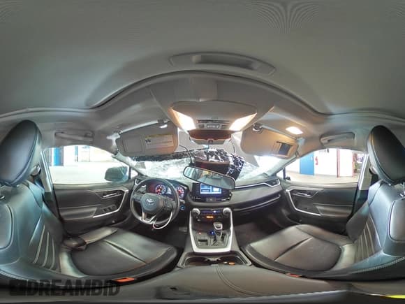 ✅ 2019 Toyota RAV4 XLE Premium • VIN: 2T3A1RFV1KW057217 • Lot: 80027655. Wystawiony na Copart z przebiegiem 85 821 mil. Bezpłatny archiwum sprzedaży aukcyjnych z USA i szczegółowy raport historii pojazdu na DreamBid. Zdjęcie 15.