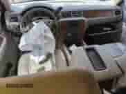 2009 Chevrolet Tahoe LTZ с VIN 1GNFC33019R141531, выставлен на аукционе Copart как лот 64512675 с пробегом Не указан миль и Списание • Salvage title. История ставок и продаж доступна на DreamBid. Изображение 8.