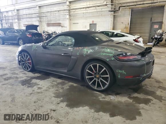 ✅ 2018 Porsche 718 Boxster S • VIN: WP0CB2A81JS228165 • Lot: 48093094. Listed on Copart with 21,561 mi. Free auction sales archive from the USA and detailed vehicle history report at DreamBid. Image 2.