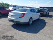 ✅ 2015 Lincoln MKS • VIN: 1LNHL9DK5FG604066 • Lot: 42195334. Wystawiony na IAAI z przebiegiem 156 097 mil. Bezpłatny archiwum sprzedaży aukcyjnych z USA i szczegółowy raport historii pojazdu na DreamBid. Zdjęcie 4.