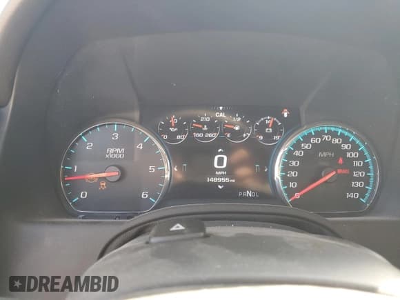 ✅ 2017 Chevrolet Suburban Premier • VIN: 1GNSKJKCXHR154519 • Lot: 65890234. Wystawiony na Copart z przebiegiem 148 955 mil. Bezpłatny archiwum sprzedaży aukcyjnych z USA i szczegółowy raport historii pojazdu na DreamBid. Zdjęcie 9.