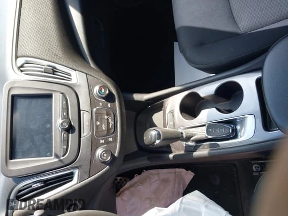 ✅ 2016 Chevrolet Malibu LS • VIN: 1G1ZB5STXGF358311 • Лот: 42429894. Опубликован ранее на IAAI с пробегом 76 783 миль. Бесплатный доступ к архиву аукционных продаж из США и подробный отчёт об истории автомобиля на DreamBid. Изображение 11.