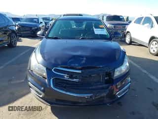 2015 Chevrolet Cruze LT z VIN 1G1PC5SB9F7107445, wystawiony jako IAAI lot #43551061 z przebiegiem 93 555 mil mil oraz . Historia ofert i sprzedaży dostępna na DreamBid. Obrazek 6.