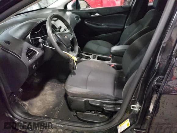 ✅ 2018 Chevrolet Cruze LS • VIN: 1G1BC5SM9J7118885 • Lot: 42761693. Listed on Copart with 117,633 mi. Free auction sales archive from the USA and detailed vehicle history report at DreamBid. Image 7.